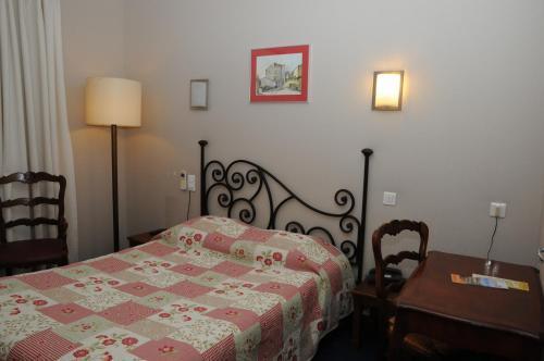 Hotel Grand Du Cours 3*